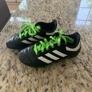Kids Adidas soccer cleats. US 11.5. Gently worn